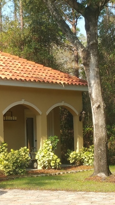 CUSTOM HOMES